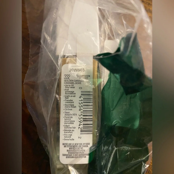 Maybelline Super Stay Full Coverage Liquid Foundation Active Wear - Picture 2 of 2